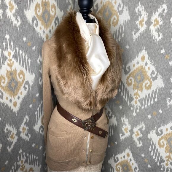 Ralph Lauren Pre Fall Collection Shearling Collar Cashmere Cardigan in Camel - Picture 6 of 16